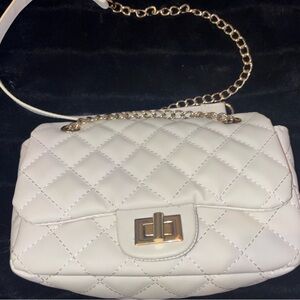 Quilted Cream Crossbody Shoulder Bag with Gold Chain